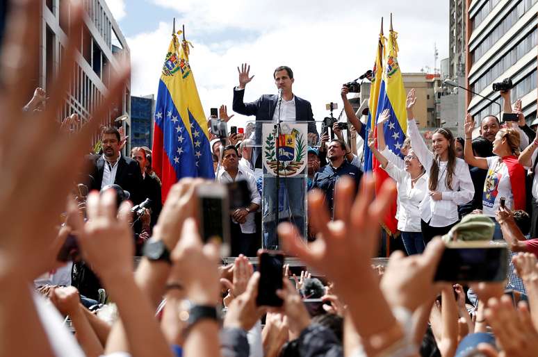 Líder da oposição venezuelana Juan Guaidó durante protesto em Caracas 23/01/2019 REUTERS/Carlos Garcia Rawlins