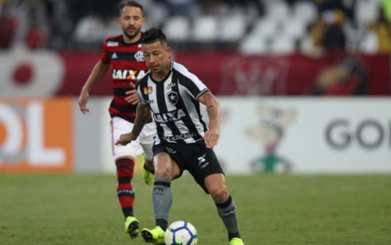 No segundo turno do Brasileiro do ano passado, vitória do Botafogo por 2 a 1, no Nilton Santos