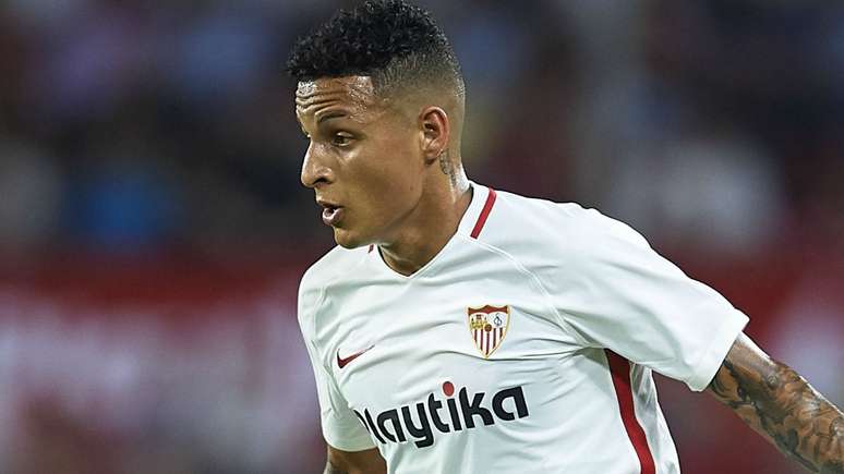 Guilherme Arana em ação pelo Sevilla