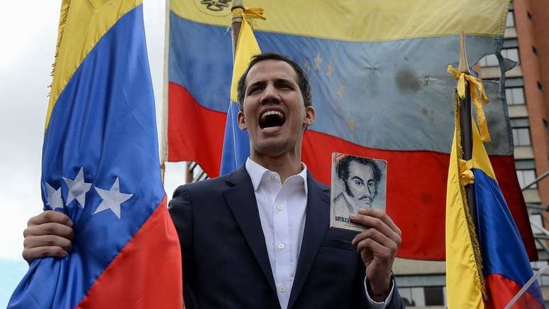 A auto-proclamação de Guaidó como presidente da Venezuela dividiu a comunidade internacional entre apoiadores e inimigos de Maduro