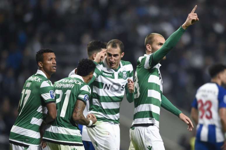 Sporting empata no fim, vence nos pênaltis e leva a Taça da Liga (Foto: AFP)