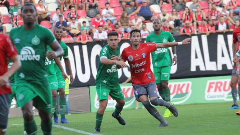 JOINVILLE 1x2 CHAPECOENSE (Foto: Divulgação/Joinville)