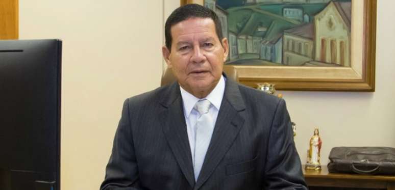 O vice-presidente ajuda a melhorar a relação do Planalto com a imprensa