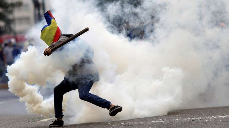 Milhares de venezuelanos foram presos durante protestos anti-governo em 2014 e 2017