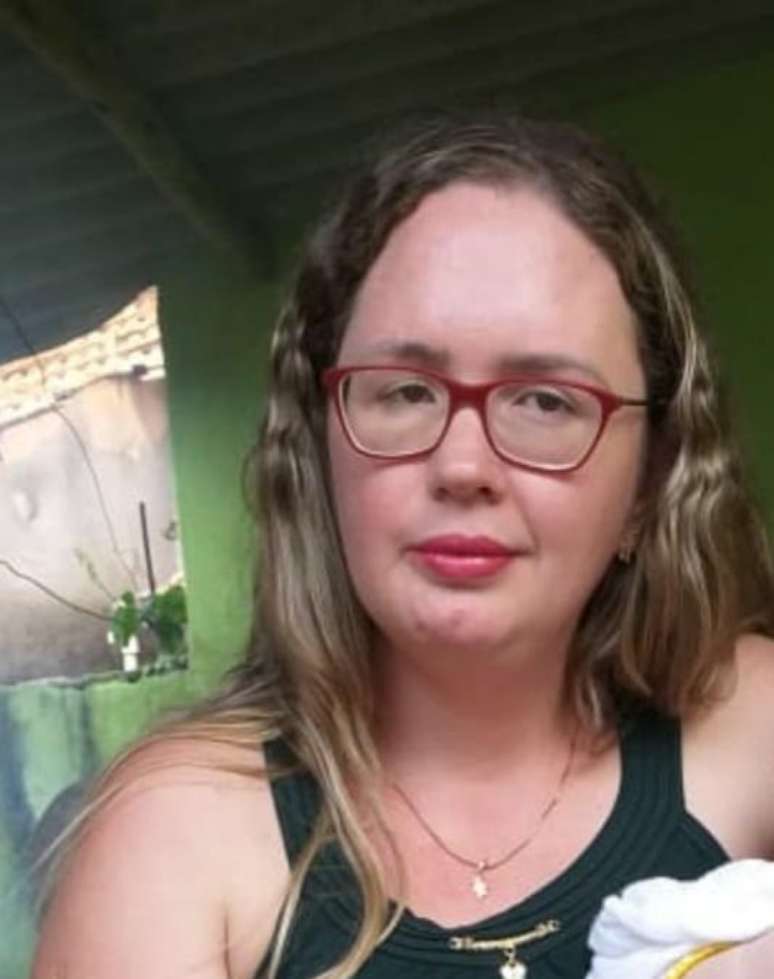 Daiane Caroline Silva Santos tem um filho de 4 meses