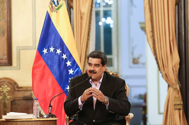 Presidente da Venezuela, Nicolás Maduro, no Palácio Miraflores em Caracas 28/01/2019 Palácio Miraflores/Divulgação via Reuters