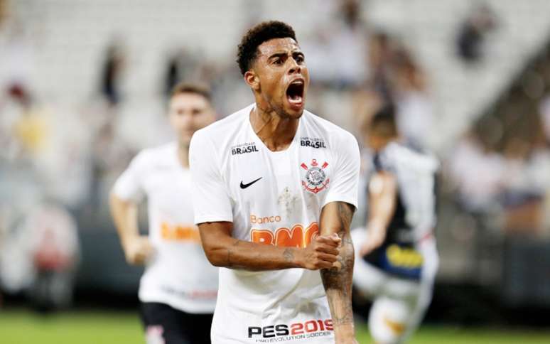 Gustagol comemora gol pelo Corinthians (Foto: Anderson Gores/Agencia F8)