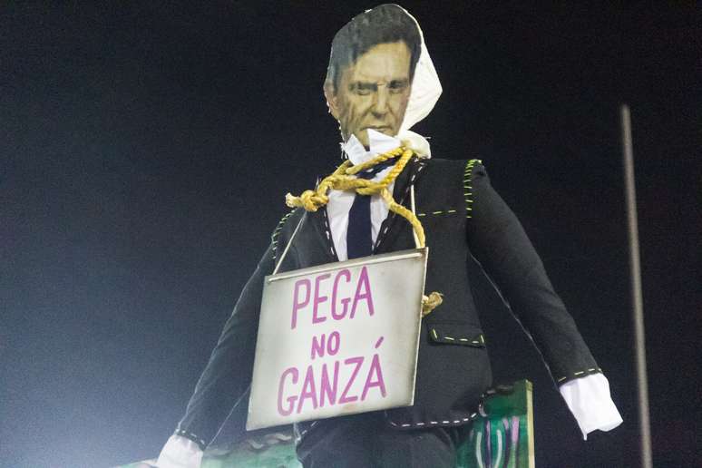 Crivella já tinha sido alvo de protestos em 2018, pela Mangueira