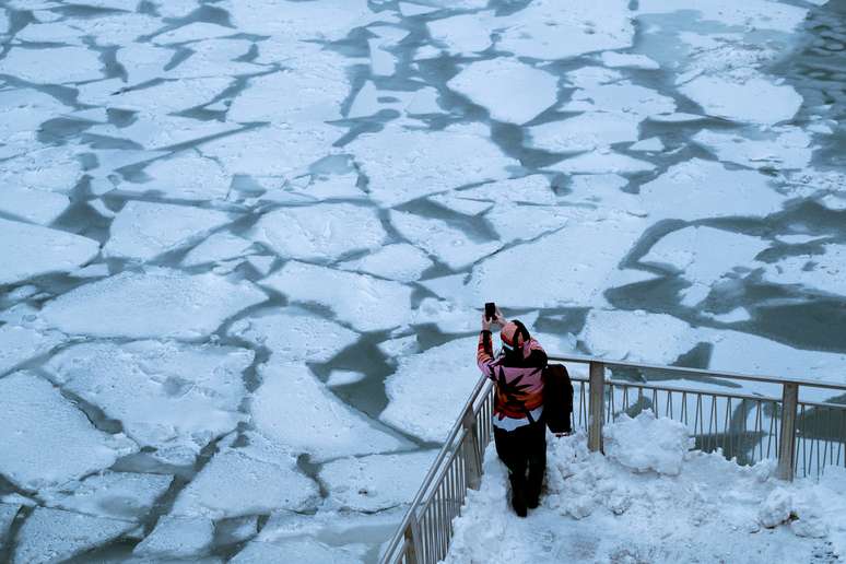 Blocos de gelo no rio Chicago 29/01/2019  REUTERS/Pinar Istek