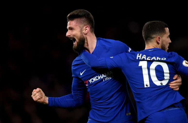 Ainda dá tempo! A chegada de Higuaín pode fazer com que Giroud se transfira para o West Ham (Foto: Reprodução)