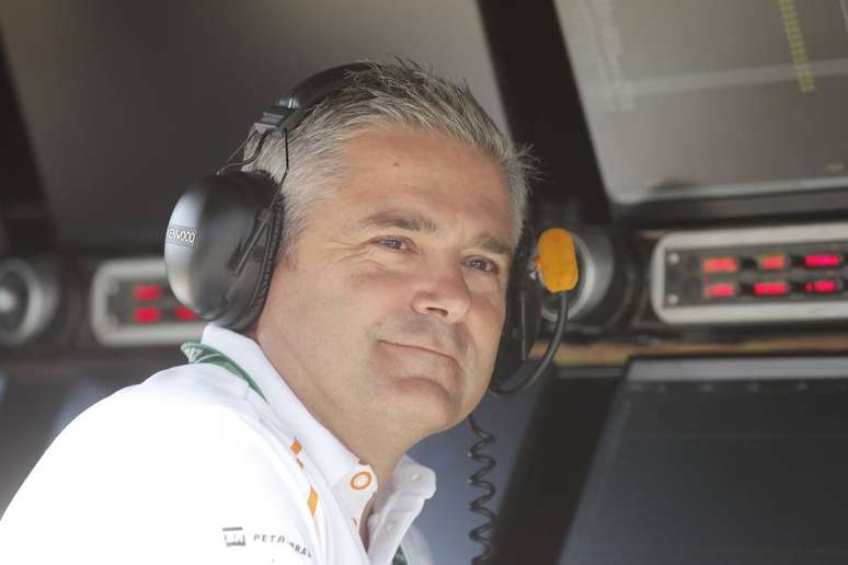 Gil de Ferran e chefe da Fórmula E lançam rali de carros elétricos