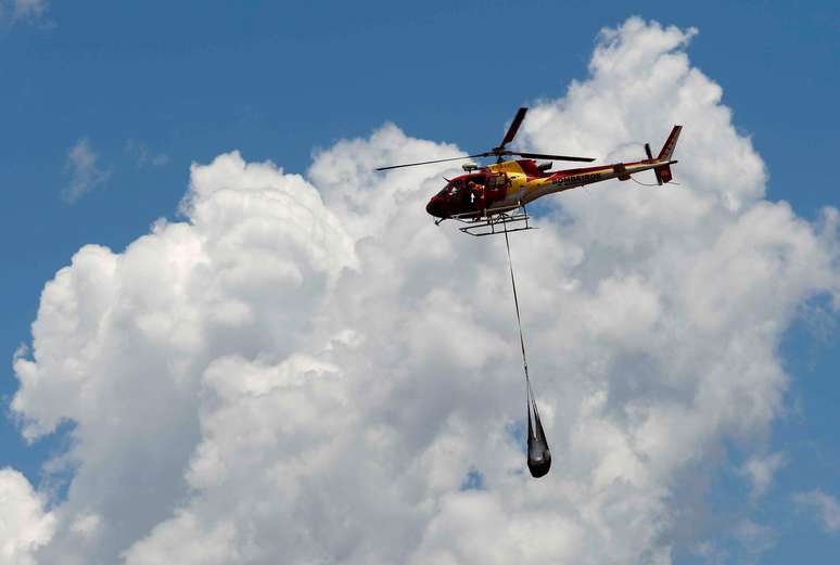 Corpo recuperado da &aacute;rea atingida pelo rompimento de barragem em Brumadinho (MG)
30/01/2019
REUTERS/Washington Alves