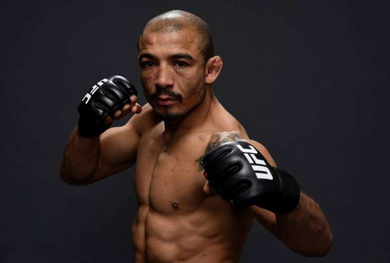 Jos&eacute; Aldo, ex-campe&atilde;o do peso pena do UFC, lutar&aacute; no card principal em Fortaleza.