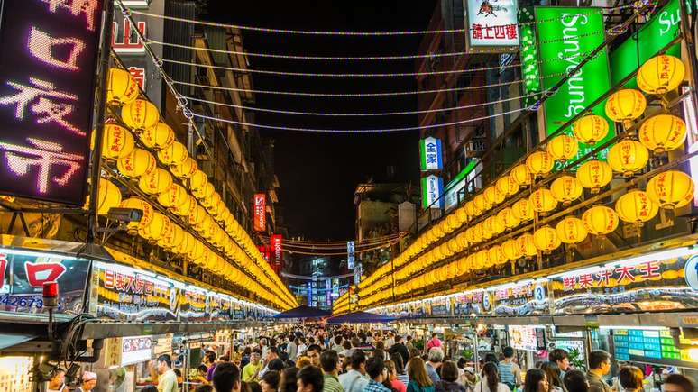 Esqueça as baladas: o entretenimento em Taiwan é ir a algum dos mercados noturnos de comida