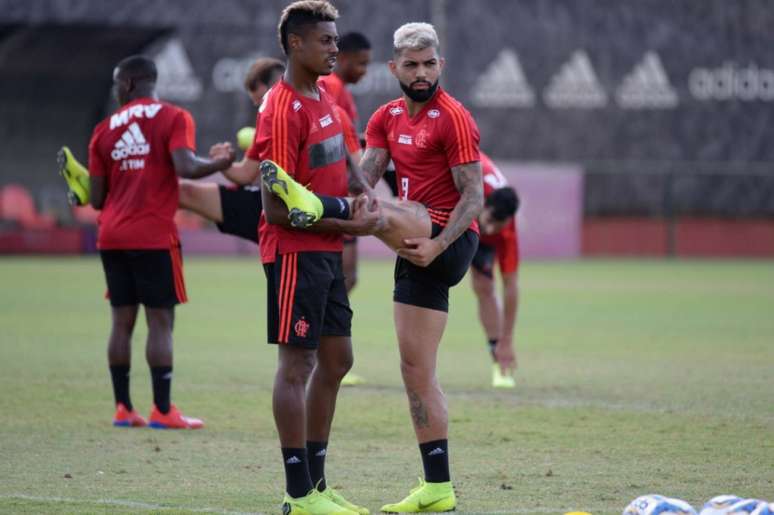 Bruno Henrique ganhará primeira chance como titular e Gabigol deve ser reserva (Foto: Alexandre Vidal/Flamengo)