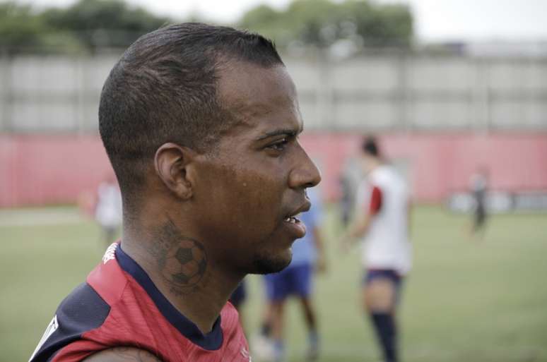 Guilherme Santos foi titular do Paraná nos dois últimos jogos do Tricolor (Divulgação/ Paraná Clube)