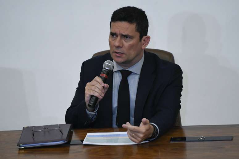 O ministro da Justiça e Segurança Pública, Sérgio Moro, disse que o presidente eleito para o Senado, Davi Alcolumbre (DEM-AP), tem um "discurso mais convergente com as pautas do governo"