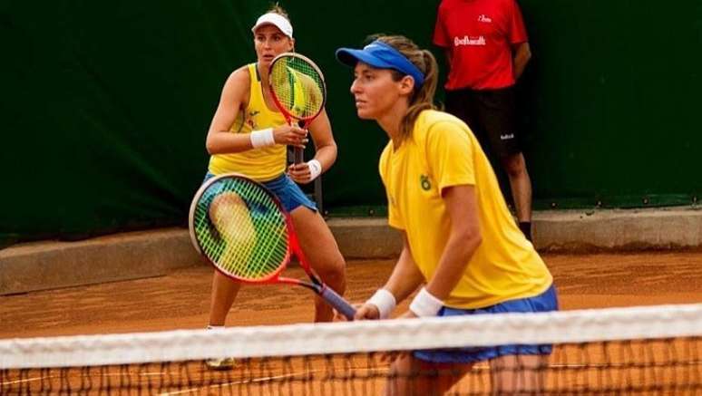 Luisa Stefani e Beatriz Haddad Maia garantiam vitória do Brasil