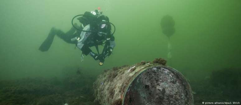 Munição das guerras mundiais no fundo da Kolberger Heide, no litoral de Kiel