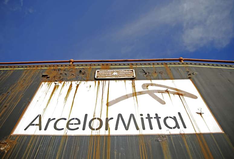 Logo da ArcelorMittal
09/02/2016
REUTERS/Dado Ruvic