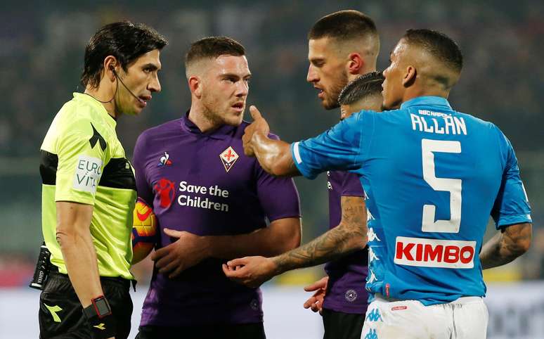 Fiorentina e Napoli ficaram no 0 a 0 neste sábado (9)