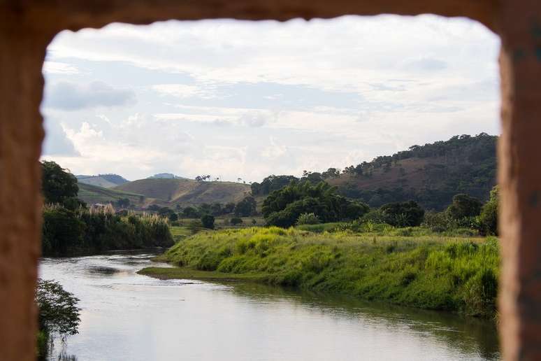 Avalanche de lama chegou a Barra Longa pelo rio Gualaxo do Norte, afluente do rio Doce