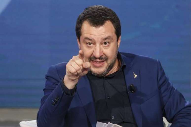 Salvini defende 'eleições' após reunião com venezuelanos