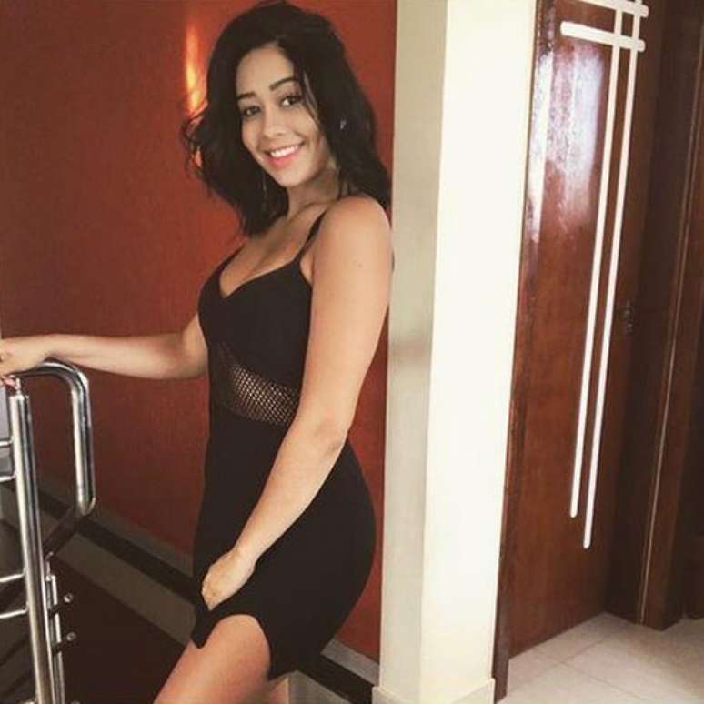 Ainda n&atilde;o se sabe se a jovem Layane Dias voltar&aacute; a andar um dia