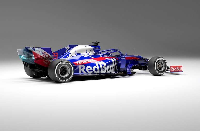 Tost revela que Toro Rosso vai usar peças da Red Bull