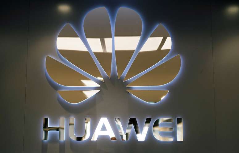 Logo da Huawei em loja da empresa em Madri, na Espanha
07/02/2019
REUTERS/Juan Medina 