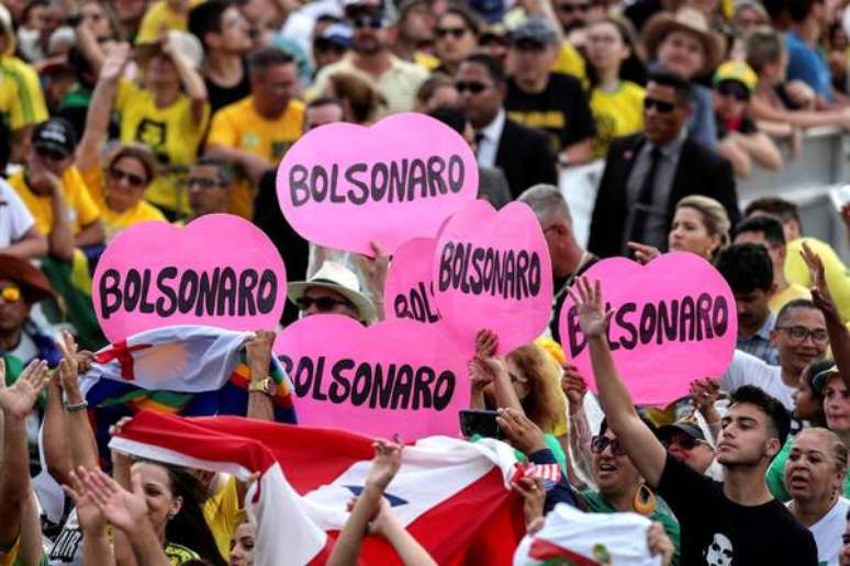 Câmara Brasil-EUA escolhe Bolsonaro como 'Pessoa do Ano'