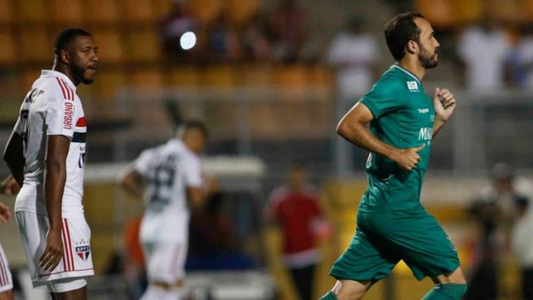 Thiago Ribeiro marcou dois gols nos últimos três jogos em que foi titular do Guarani (Foto: Divulgação)