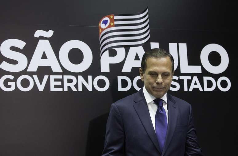 O governador João Doria participa de coletiva de imprensa no Palácio dos Bandeirantes, zona sul de São Paulo, na tarde desta quarta-feira (13). Ao lado da cúpula de segurança do estado, o governador deu explicações sobre a transferência de líderes do PCC para presídios federais.