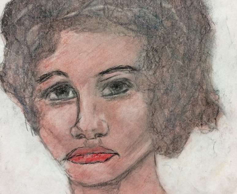 'Mulher negra, 26 anos, morta entre 1976 e 1979. Foi morta em St. Louis, Missouri. V&iacute;tima possivelmente chamada Jo '