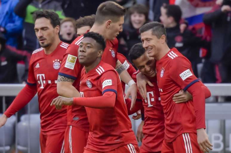 Lewandowski já marcou 18 gols no Augsburg (Foto: AFP)