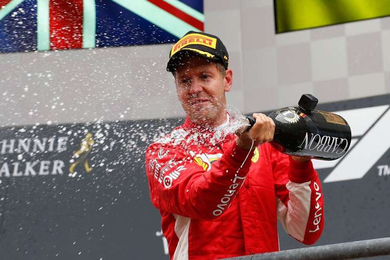Binotto afirma que Ferrari vai priorizar Vettel e não Leclerc em 2019