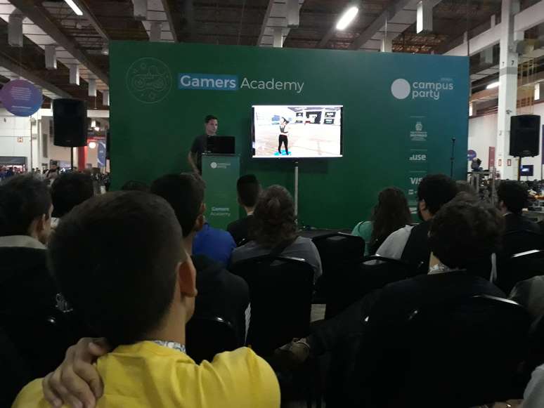 Professor Anderson Nunes, da Gracom, escola de cursos de Efeitos Visuais, apresenta painel “Mercado de Games e Realidade Virtual” na Campus Party