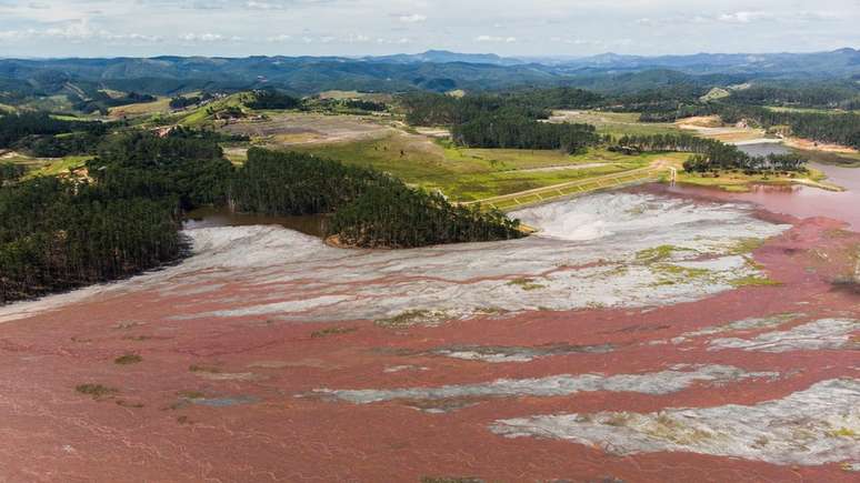 Técnica usada para elevar barragens da Vale em Itabira é considerada mais segura