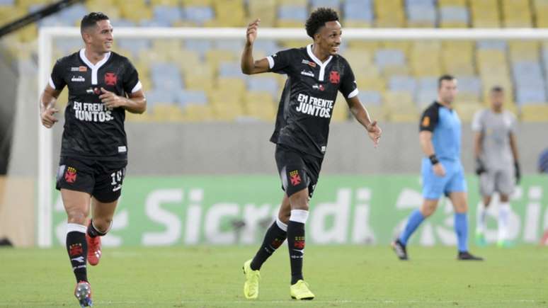 Empresa havia patrocinado o Vasco contra o Resende, na semifinal (Foto: Celso Pupo/Fotoarena)