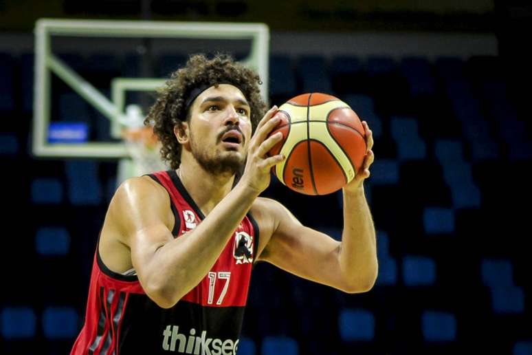 Varejão é um dos líderes do Flamengo (Foto: Divulgação/Flamengo)