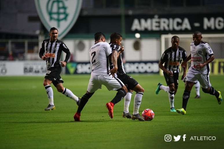 Galo fez um bom jogo e saiu de campo mais mais vez vencedor com sua equipe reserva (Foto: Bruno Cantini)