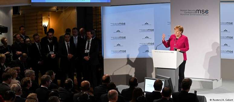 Merkel fez um discurso ferrenho em defesa do multilateralismo