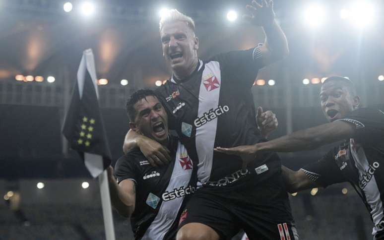 Danilo Barcelos celebra gol do título (Foto: Rafael Ribeiro/ VASCO)