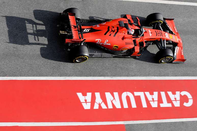 Pré-temporada da F1: Leclerc termina o segundo dia um décimo atrás de Vettel; Fittipaldi fez sua estreia na Haas