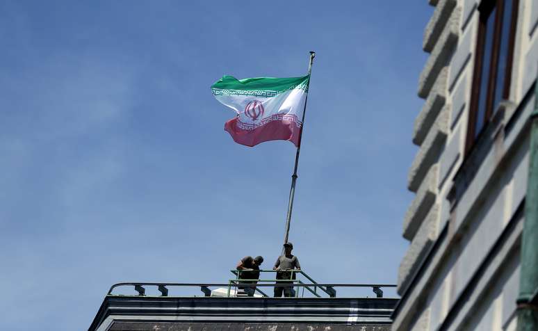 Bandeira do Irã em Viena
04/072018 REUTERS/Lisi Niesner