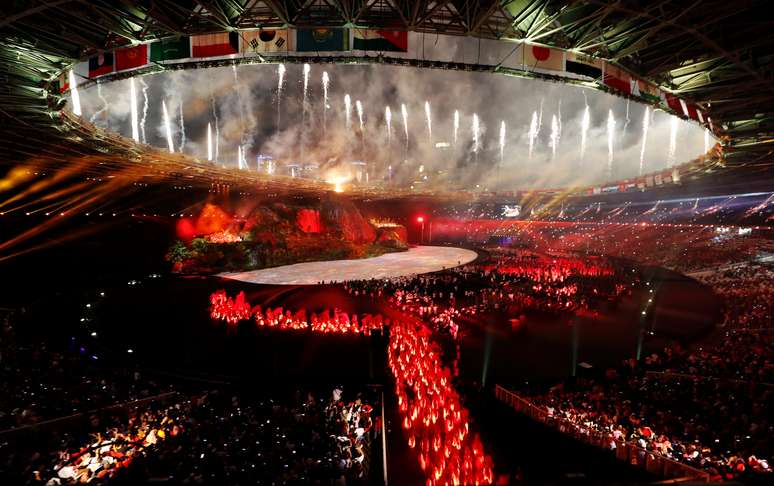 Vista da cerimônia de abertura dos Jogos Asiáticos de 2018, em Jacarta, na Indonésia