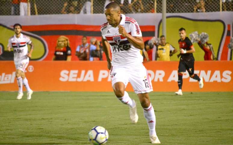 Edimar durante jogo contra o Vitória no Brasileirão de 2018 - FOTO: Romildo de Jesus