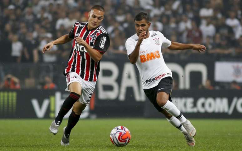 Na última rodada, o Timão venceu o rival São Paulo por 2 a 1, na Arena, em Itaquera (Foto: Marco Galvão/Fotoarena)