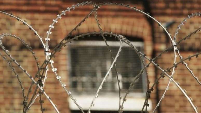 O promotor diz que a transfer&ecirc;ncia dos detentos deve ser encarada como uma oportunidade para o Estado avan&ccedil;ar no combate &agrave; fac&ccedil;&atilde;o - para ele, o foco agora deve ser rastrear como o grupo utiliza seu dinheiro