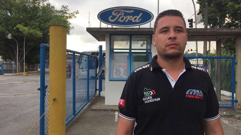 Gustavo Alves, de 30 anos, começou a trabalhar na Ford em 2014, indicado por seu pai, que se aposentou pela empresa